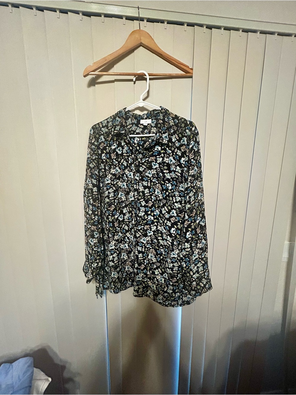 Women’s Black Floral Button-Up Blouse